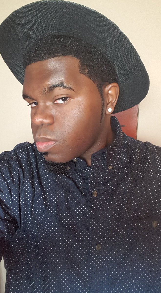 Nile_Fortner's tweet photo. #hat #selfie #nofilter #style #todaysoutfit #fedora #widebrimhat #fashion #styleup4school #styleforwork #SelfieTuesday #clothing #mensstyle https://t.co/BmHPTrscJg