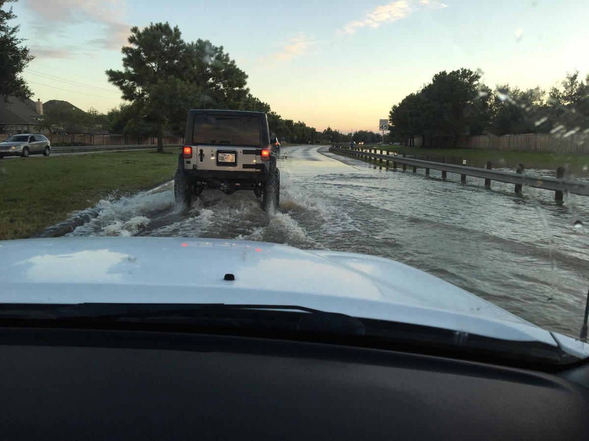msmrphy's tweet image. #2houstonCypress Creek &amp;amp; Fry Road .  Passable, just.