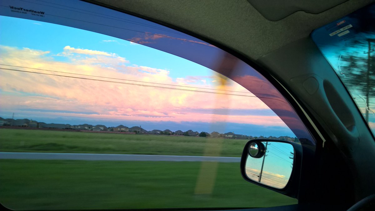 msmrphy's tweet image. #2houstonThe last of the rain bands from Harvey.  Good riddance