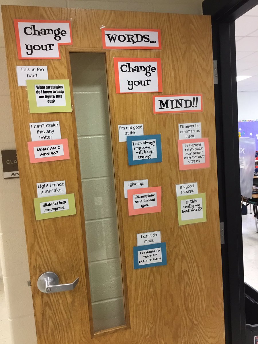 MrsSaid17's tweet image. Cool door @RidgeLawnSchool ! #cridgepride #crpowerfuleducator
