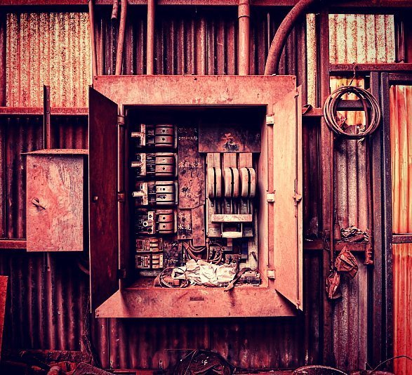 JUNK555x's tweet photo. Red factory
#廃墟 #ruins #urbex #abandoned #abandonedplaces #abandon_seekers #g_s_i #aband0n_all_h0pe #ig_urbex #ic_… https://t.co/XIL3iTsK4F https://t.co/eC9grdwwRU