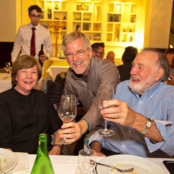 RickSteves's tweet photo. Beware...when you take a Rick Steves tour, you never know when I might drop in: https://t.co/61DJV8Mgsb https://t.co/vAsNUGkBxl