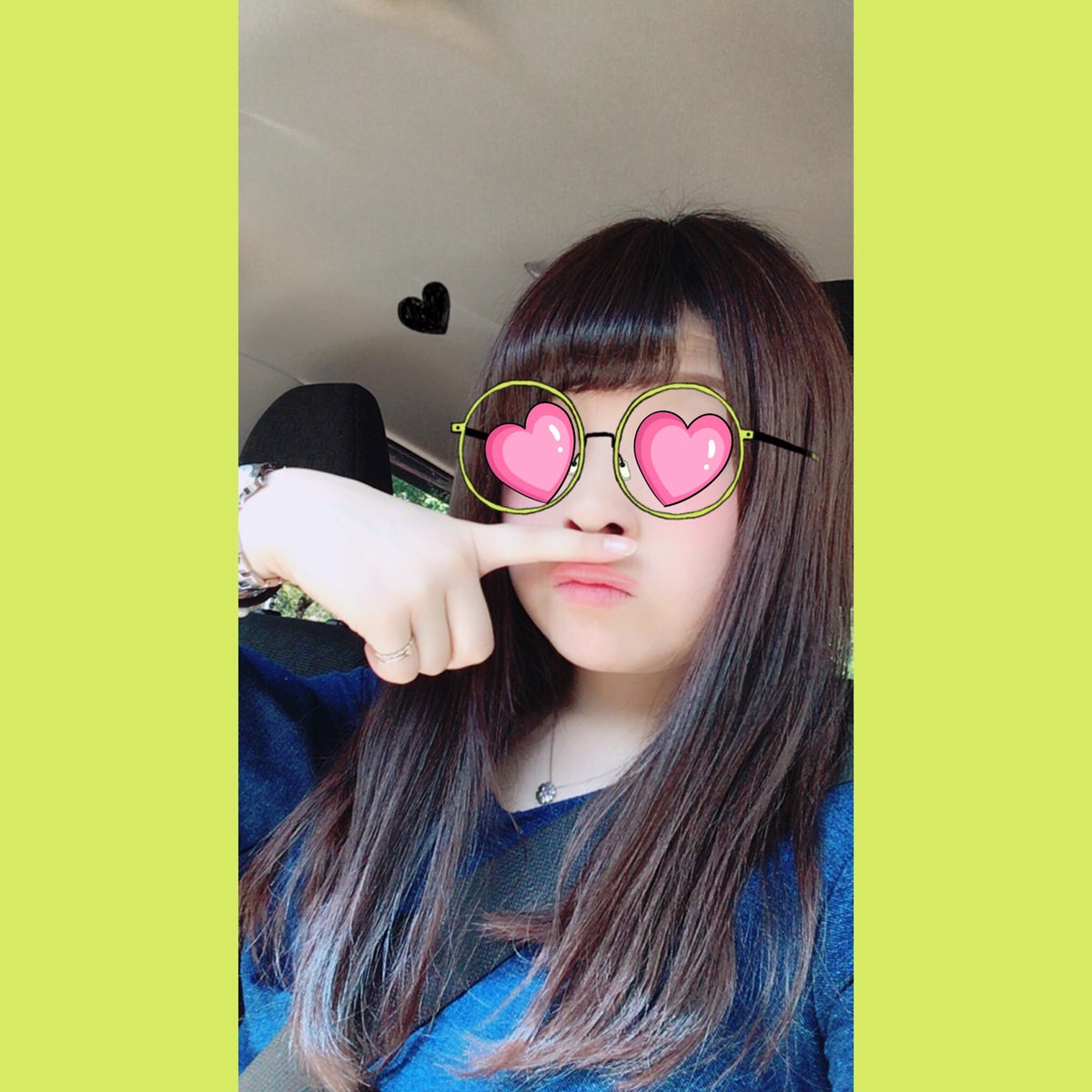 okok_inook's tweet photo. 着いた😊😊😊
＼こーじ／が見えたら100点だと思ってるうちわもって入ります😊😊💚 https://t.co/MTEE1YPoT4