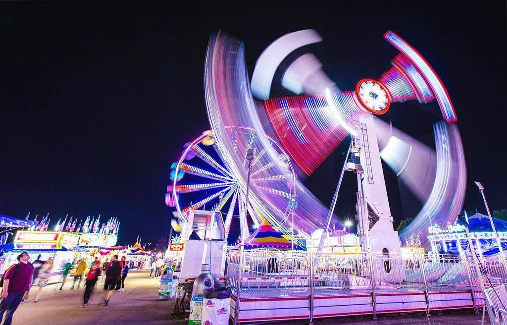 iLoads's tweet photo. -night rides-
#minnesotastatefair #minnesota #mightymidway #mnstatefair #mystatefair #landof10000lakes #summer #c⦠https://t.co/Pfh5DLS6vn https://t.co/0minnzDvDu
