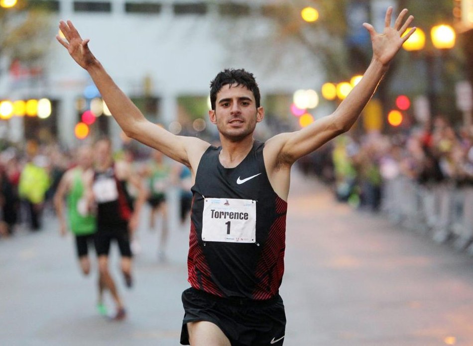 atvpakistan's tweet image. American middle-distance runner #DavidTorrence has been found dead in a swimming pool in #Arizona at the age of 31
