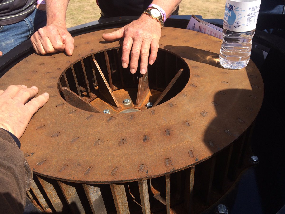 BrettAtkin05's tweet photo. The bits that give the iHSD its ๐ฅ #iHSD #Dowerin #WA #ESHST #RayHarrington @EldersLimited @GRDCSouth @theGRDC @AHRI_Team @WeedSmartAU https://t.co/CWaACaQCFz