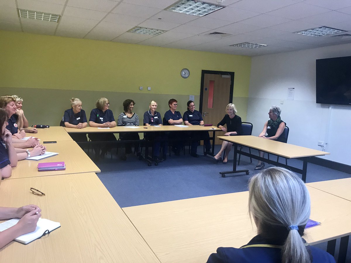 JaneERutter's tweet photo. Thank you for visiting Worcestershire Acute today, lovely to meet you and appreciate your words of inspiration @RMayNurseDir @WorcsAcuteNHS https://t.co/j12WC9Q0Vc