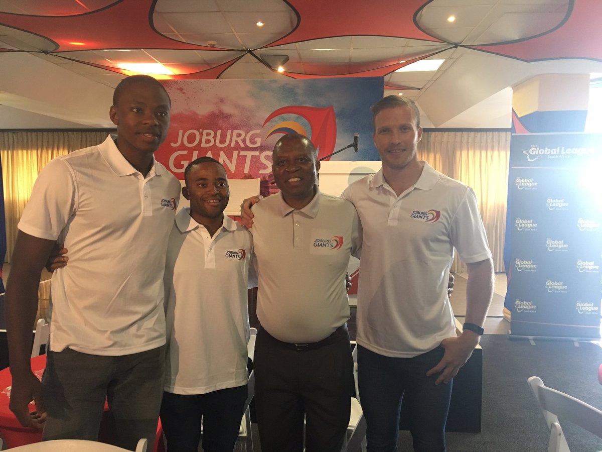 NonnysZA's tweet photo. The Number one citizen of @CityofJoburgZA @HermanMashaba with @JoburgGiants team at the launch of #JoburgGiants T20 League https://t.co/JocpYVjECy