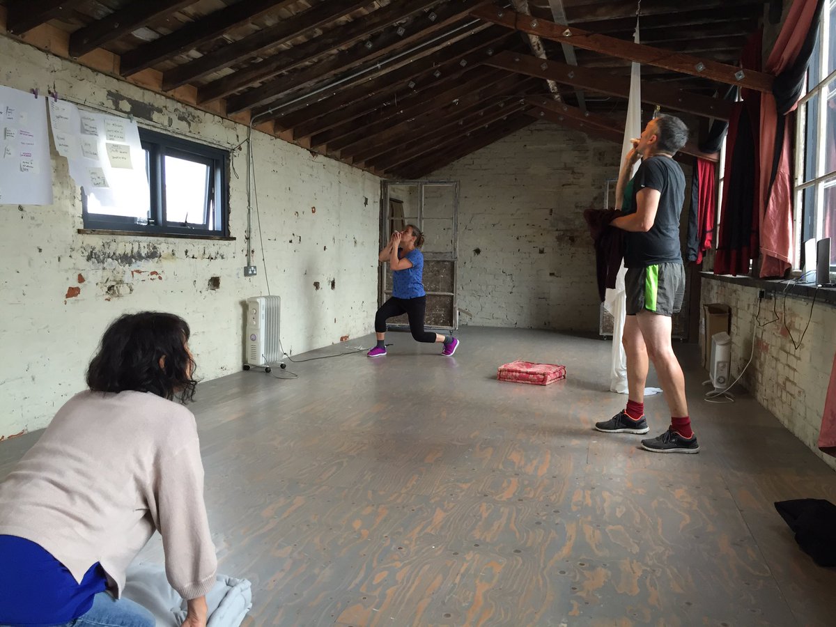 FlyingEye1's tweet photo. 2nd week of discovering our new children show 'Sensible Nonsense'. #Brighton #children theatre @FlyingEye1 @ktcopperdollar https://t.co/CBShT8TZpu