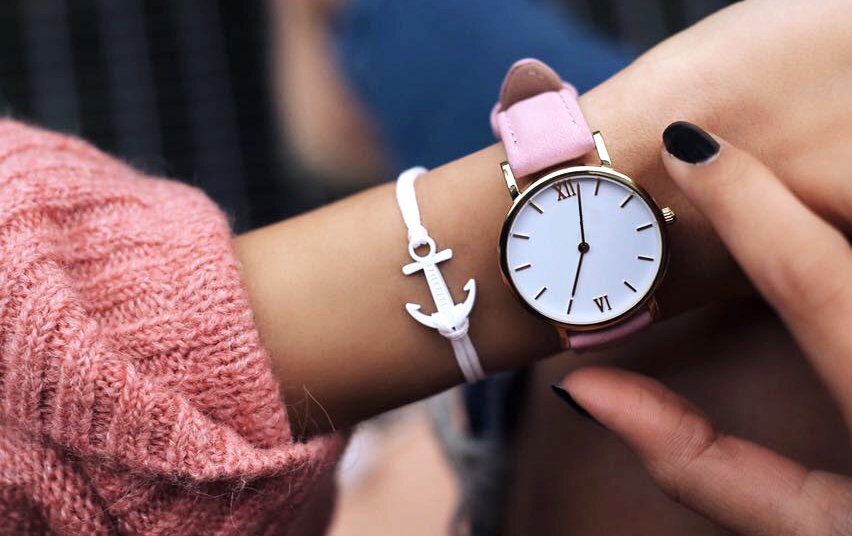 Look fab, with first white anchor bracelet in the world. Sailbrace Venture. 
sailbrace.com