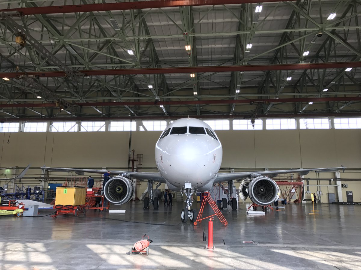 JetdeckAviation's tweet photo. Maintenance Time! #JetdeckAviation #Commercial #Airbus #A320 #Part145 #Aviation #Russian #Flying #Aviation #Aircraft #JetEngines https://t.co/gXBlddyV2K