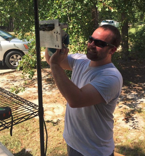RobertCroissan1's tweet photo. #beastsofthesoutheast check out "ShaneSAW" in #beastmode building new @CG_Headquarters tablecarts. #teamdorr #fundraising for COLA, SC https://t.co/TnJiA0ABd8
