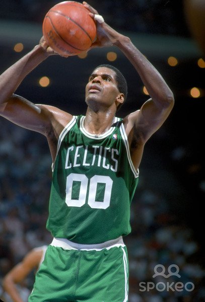 Happy Birthday to Robert Parish, who turns 64 today! 