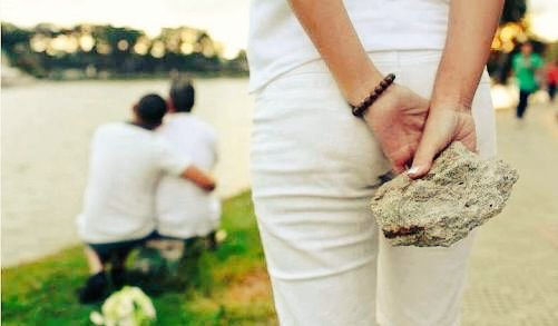 se7engroups's tweet image. Selingkuh kau kan selalu selingkuh di depan mataku ...