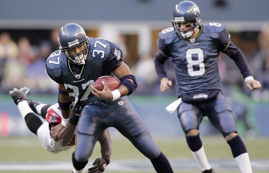 Happy Birthday to Shaun Alexander, who turns 40 today! 