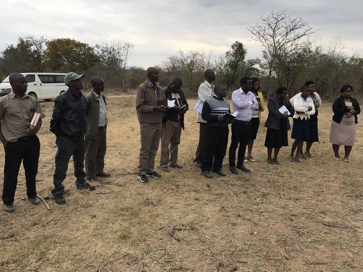 sekuru03's tweet image. From the offices to the coal face. #evidencebasedprogramming. Full stakeholder engagemenent. #NPCC @faosfsafrica @PalladiumImpact @LFSPZim