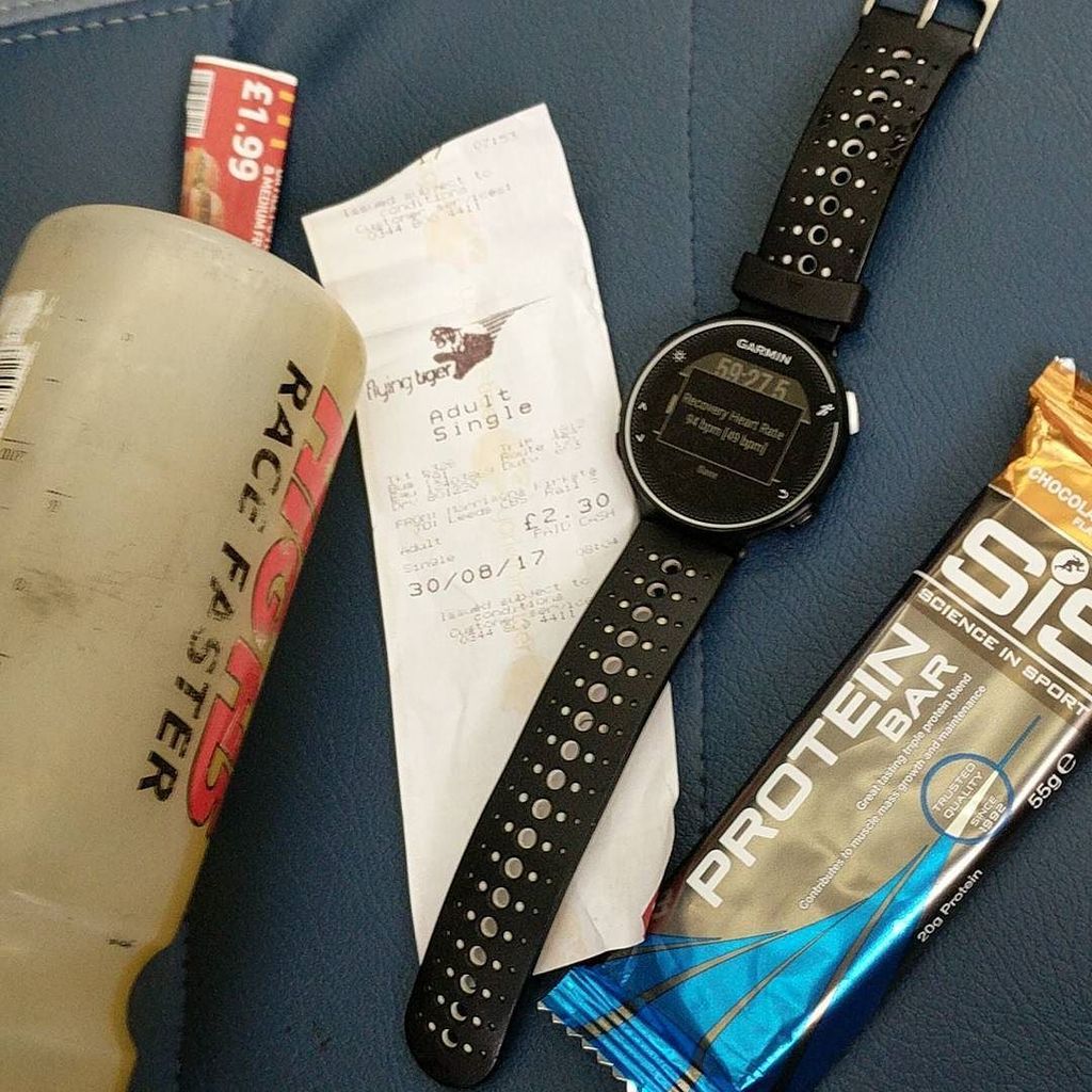 CalibreSimon's tweet image. A rare moment of common sense... #fuelledbyscience #MarathonLastNight #RunningLateForWork! ift.tt/2wn3O4i