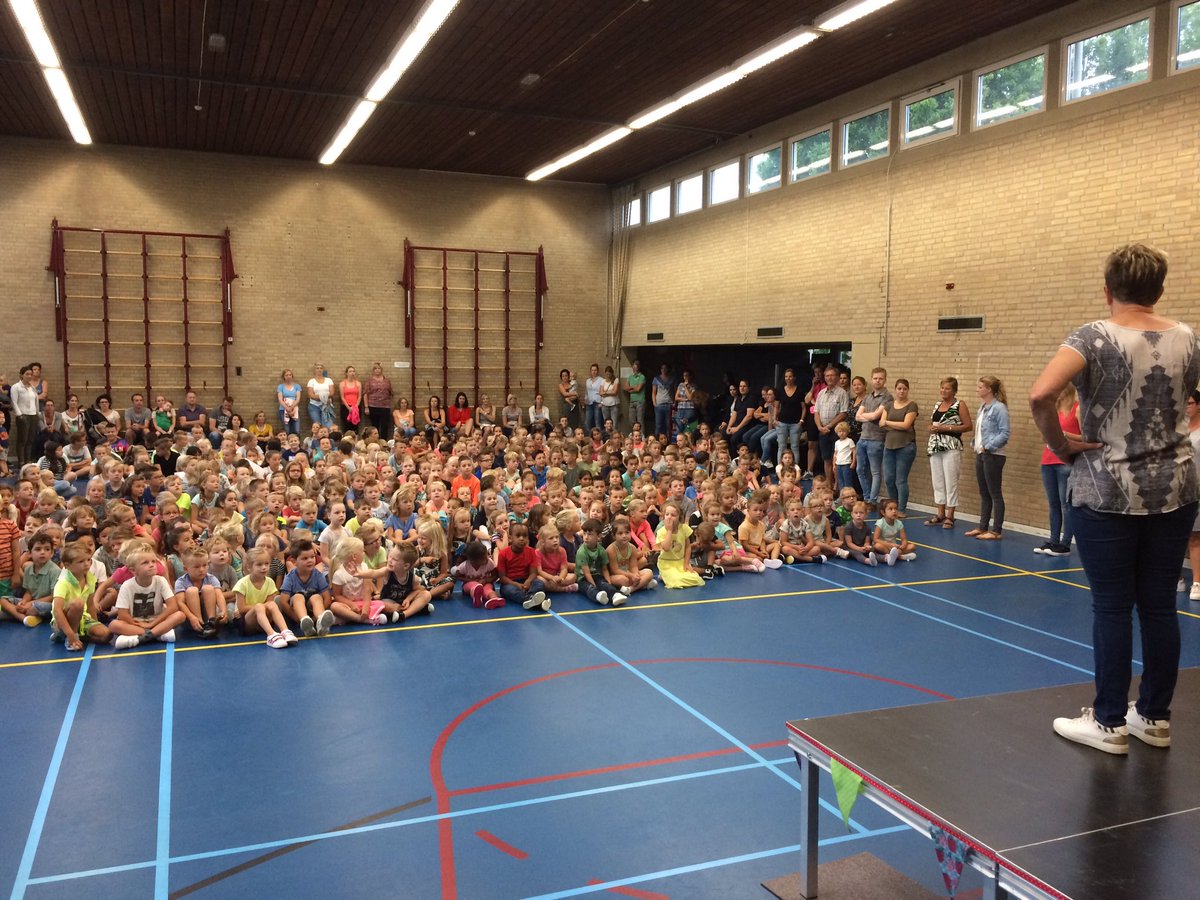 ODAschool's tweet photo. Opening van het schooljaar op de Odaschool!! We gaan er tegenaan.... https://t.co/7RcsGVWkuM