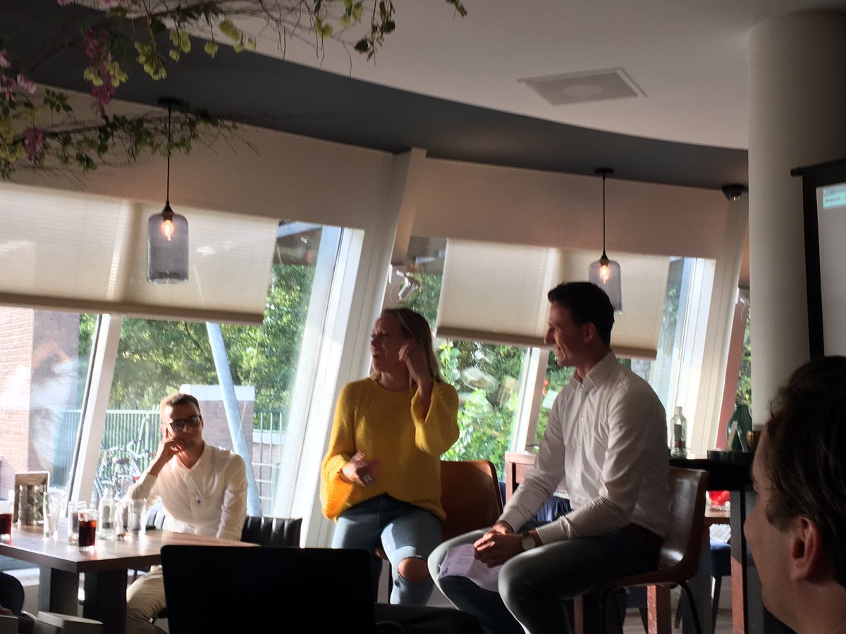 Vorige week hebben we ons netwerk uitgebreid bij <a href="/bvvs/">BVVS</a> alumnivereniging tijdens het schitterende #ekhockey !De olympische droom gaat door💪🏻