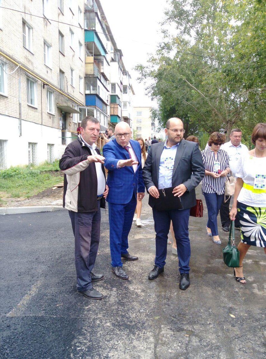 #Народныйконтроль Вадим Воробей высказал подрядчикам ряд замечаний по установке бордюров #ЧелябинскЕР #ГородскаяСредаКыштым #ФорумКыштым