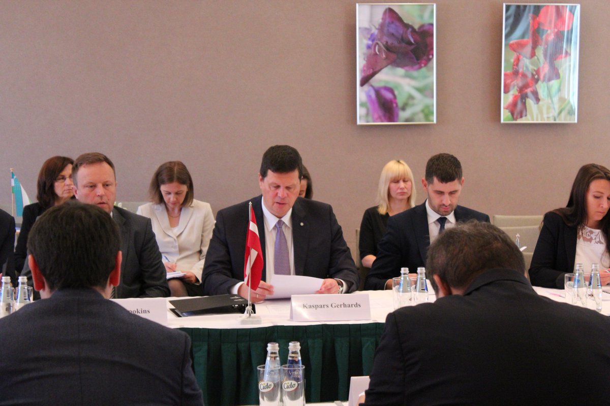 "Uzbekistāna ir viens no nozīmīgākajiem Latvijas sadarbības partneriem Centrālajā Āzijā," uzrunā norāda ministrs.