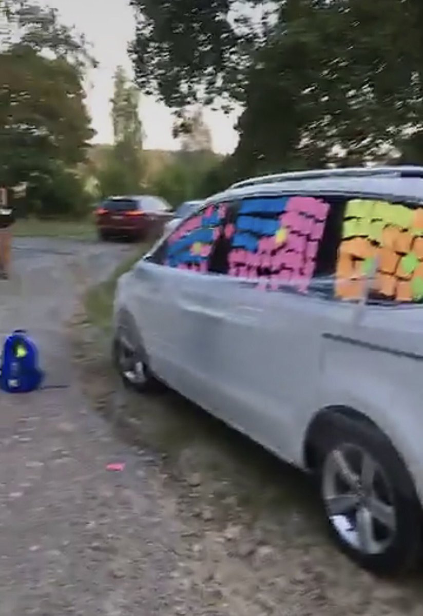 Hört på omvägar att efter <a href="/Asarumsif/">Asarums IF Damer</a>'s prank på tränare <a href="/steken7/">Stefan Ekstrand</a>, ställer han in träningen på måndag och tvingar spelarna att se vår match 😳