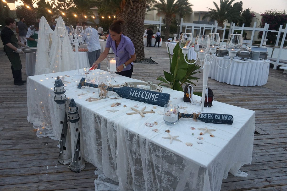 eusipco2017's tweet photo. #eusipco2017 welcome reception!! Plenty of music and traditional #Greek dances at @KipriotisHotels Village Resort, #Kos Island!! https://t.co/kS7jfFrBS7
