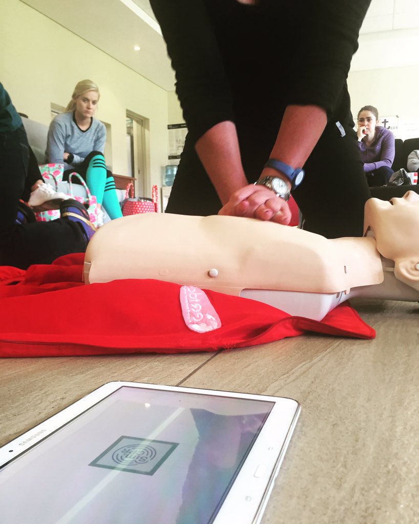 epicEMC's tweet photo. CPR is serious #AIEM #SIMCPR @SkepticMedicZA https://t.co/9clycrR4dq