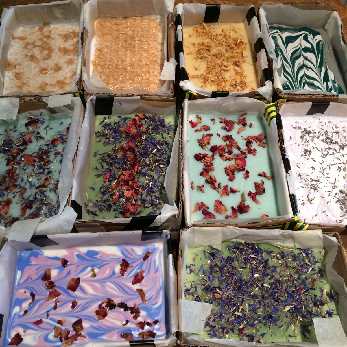 Craft_Workshops's tweet photo. Making soap is such a relaxing way to spend the day. #CraftWorkshop #SoapMakingWorkshop #Soap https://t.co/0nnZVX4QEj https://t.co/YOQF7BcBXf