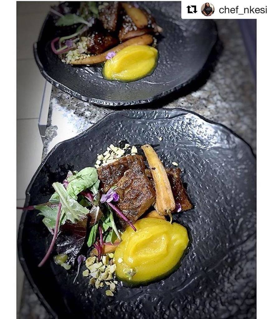 gigshire's tweet photo. That moment when @chef_nkesi transforms the Phoenix collection into a masterpiece 😍😍😍. Welcome Chef! 👏🏼👏🏼 #Repost … https://t.co/SbBawAopGw https://t.co/r9j7OqoWHk