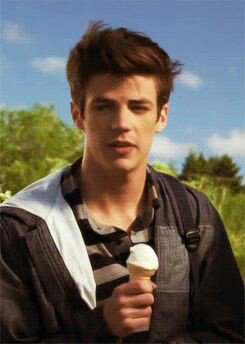 Dondurma olayım tut bni Grağağağant

#theflash
#barryallen
#grantgustin