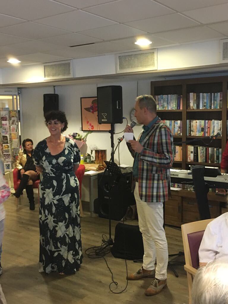 STvanbijleveld's tweet photo. Mooie woorden bij het afscheid van @YvonneYmartina. Dank voor jouw onmisbare inbreng bij samenwerking @CordaanNL en @KonVisio https://t.co/SaiGHik4zf