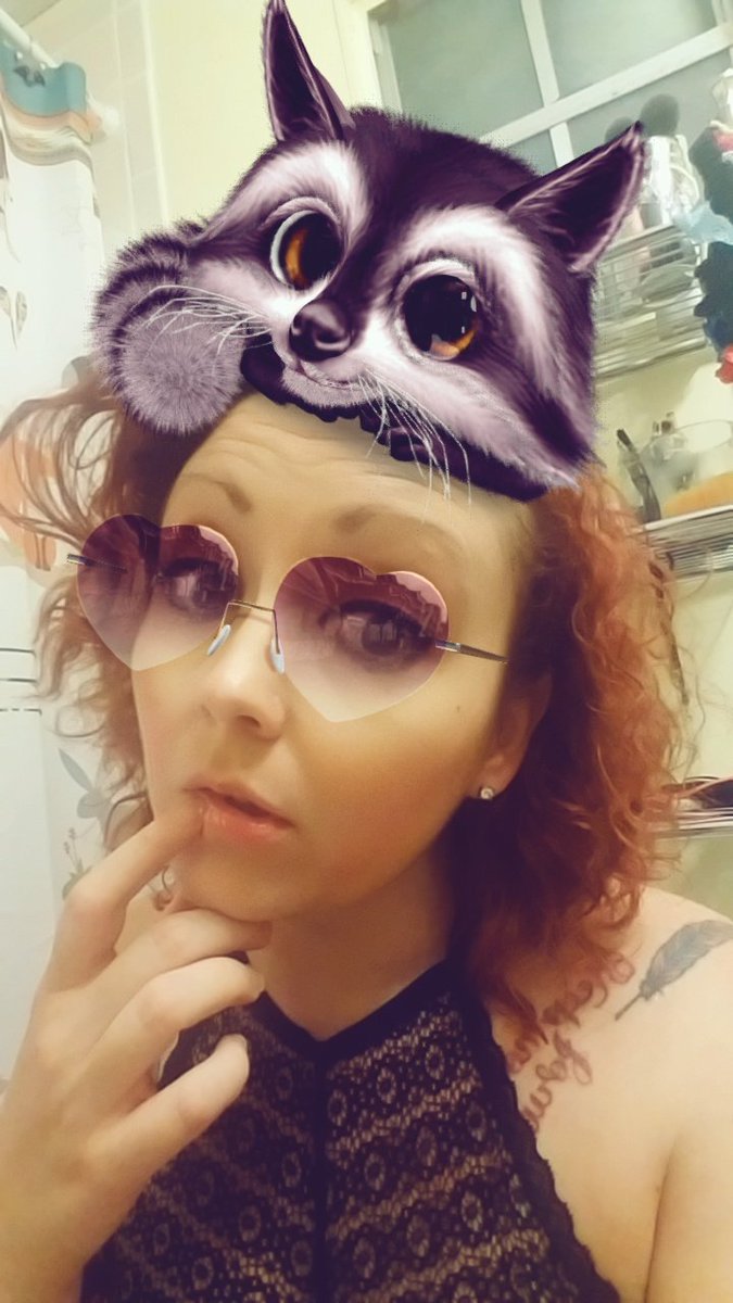 JuniperBugBerry's tweet image. Is it fall yet? This #TrashPanda wants to know. #fall #SelfieQueen