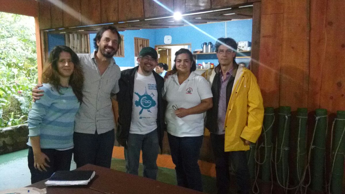 silenci___'s tweet photo. @ccivs_volunteer @mikysave @subiralsur @FundacionSES @sjnational Las “madres” de familias hospederas de voluntarixs se organizaron, ahora tienen cooperativa de catering en San Isidro #STEPccivs #CostaRica https://t.co/FyUHVOEHCT