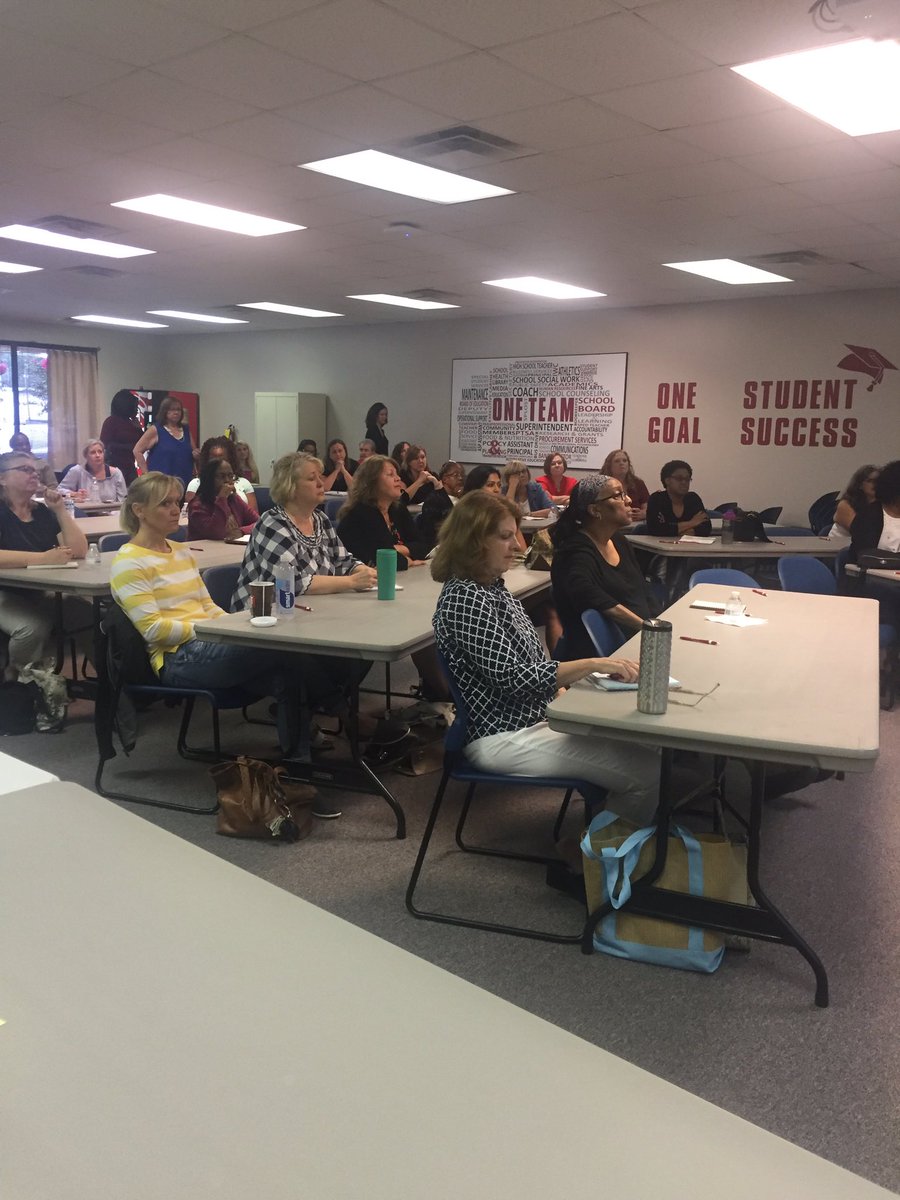 CCSDSUBS's tweet photo. Great dialogue at the Subbing in a Special Needs Classroom and Behavior Management Training Class #CCSDSubsRock #LoveToLeadHere https://t.co/5j7sZLn3yg