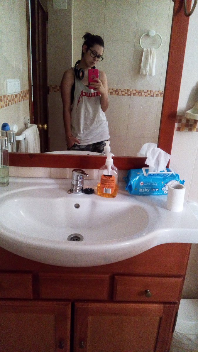 isaaster's tweet photo. Demasiado sería xd pero me mola https://t.co/qlO7Pj1kQ7