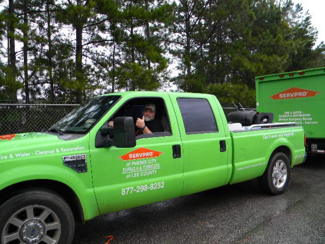 SERVPROofPET's tweet photo. And we're off to Texas. We can't wait to be able to lend a helping hand with the rest of our #SERVPROfamily https://t.co/A4dTIyFLBv