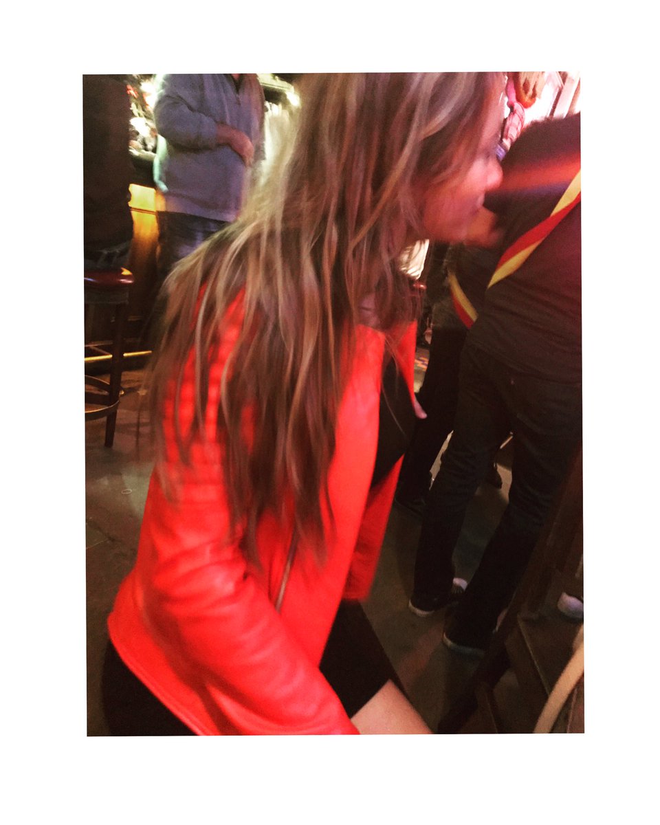 weareblackmill's tweet photo. Campera Priscilla roja fuego
Conseguila hoy en MT de Alvear 550 o en nuestra tienda online ♥️ https://t.co/4uqa1Yg68J