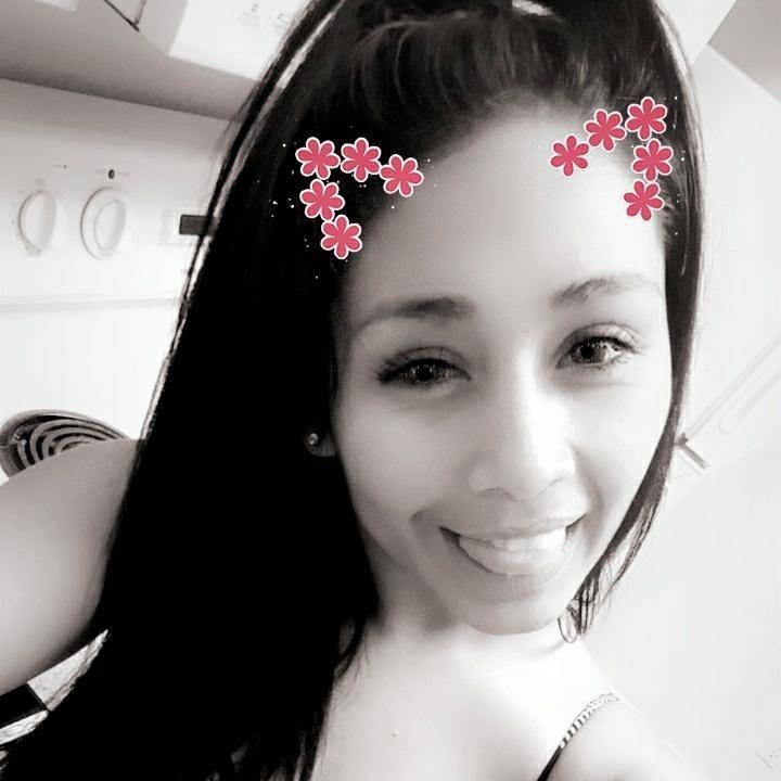 CjayMone's tweet image. 🙌 YASSS It's time for a great show Karen🇲🇽🍭:live.me love me 😢😭 
liveme.com/media/liveshor…