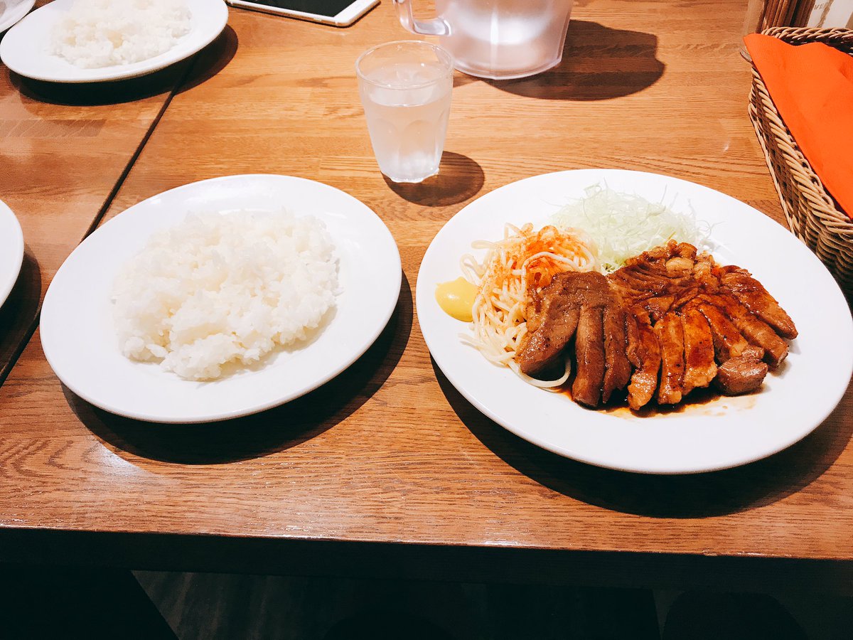 hibi009's tweet photo. 夜ご飯！
おいしかった！
トンテキ！ https://t.co/dJtprTtytU