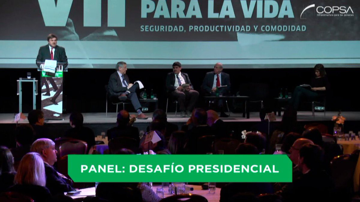 hdesolminihac's tweet photo. #Copsa2017 en panel Desafío Presidencial #Chile requiere gestión para la adaptación de la infraestructura frente al #cambioclimático https://t.co/vw1onAv7YO