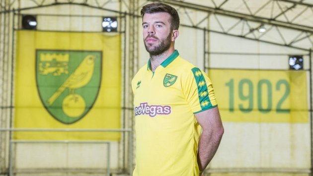 pinkun's tweet photo. Norwich City sign Grant Hanley https://t.co/RXqyniDDXA #ncfc https://t.co/fLOuuTN83n