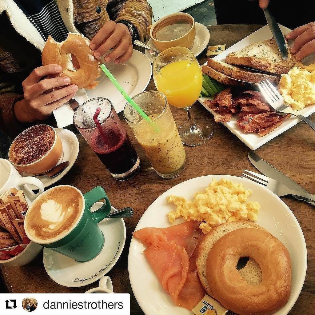 PatFlorentin's tweet photo. @danniestrothers knows how to breakfast! https://t.co/piOkxa292z https://t.co/y5bUDB4087