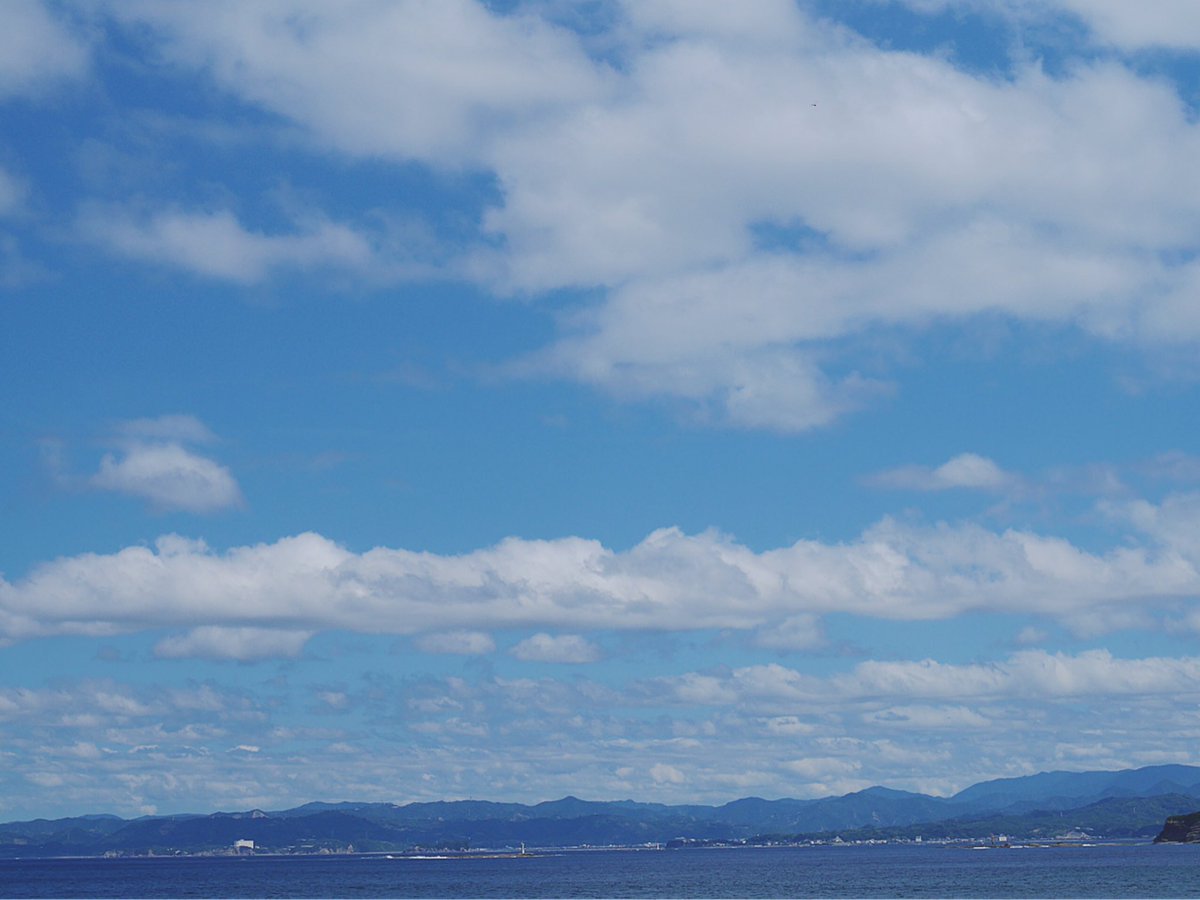 aoiaoi4444's tweet photo. 空と雲 https://t.co/vpHxyr2LrC