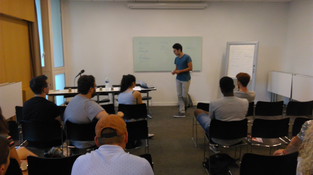 DominikAbbas's tweet photo. Au #CNSGL on réfléchit à comment améliorer l'orientation. Ce matin, atelier avec @Hector_balas de @ImpalaRocks ! https://t.co/kRrroYsQUO