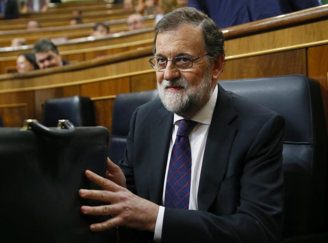 AnaGarridoRamos's tweet photo. Hay q tener muy poca VERGÜENZA para decir no hay Corrupción, cuando denunciantes estamos jugándonos la vida para demostrarlo #GÜRTELisComing https://t.co/BCORap93YH