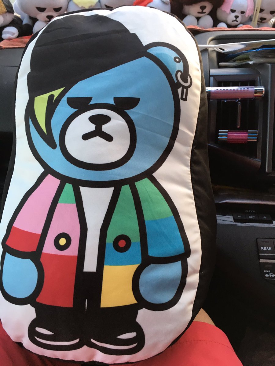 87atsushi852's tweet photo. 3つとったのにでプレゼントします
30日からのKRUNK×BIGBANG FEEK ITダイカットクッション

ジヨン GD G-DRAGON

抽選で1名にプレゼントします！
フォロー&amp;RT＆リプが応募条件です！

応募締切は9.18の18時までです！

#プレゼント��画 https://t.co/NwkpypRi0o