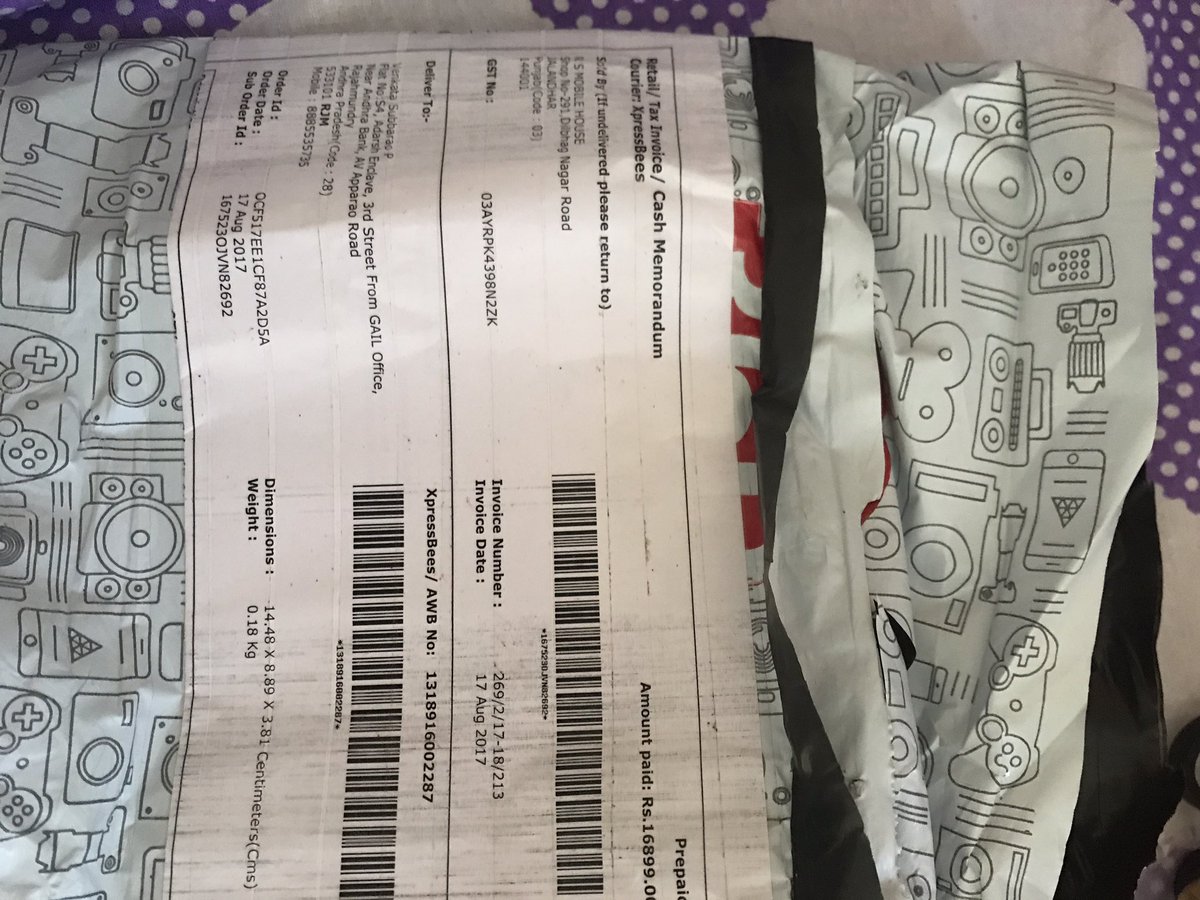 venkat5182's tweet photo. @narendramodi, sir Bought item for Rs.17,000 from @Gadgets360 and I received stone in the box. Order id:OCF517EE1CF87A2D5A. No response. https://t.co/W9ZsnMC21p