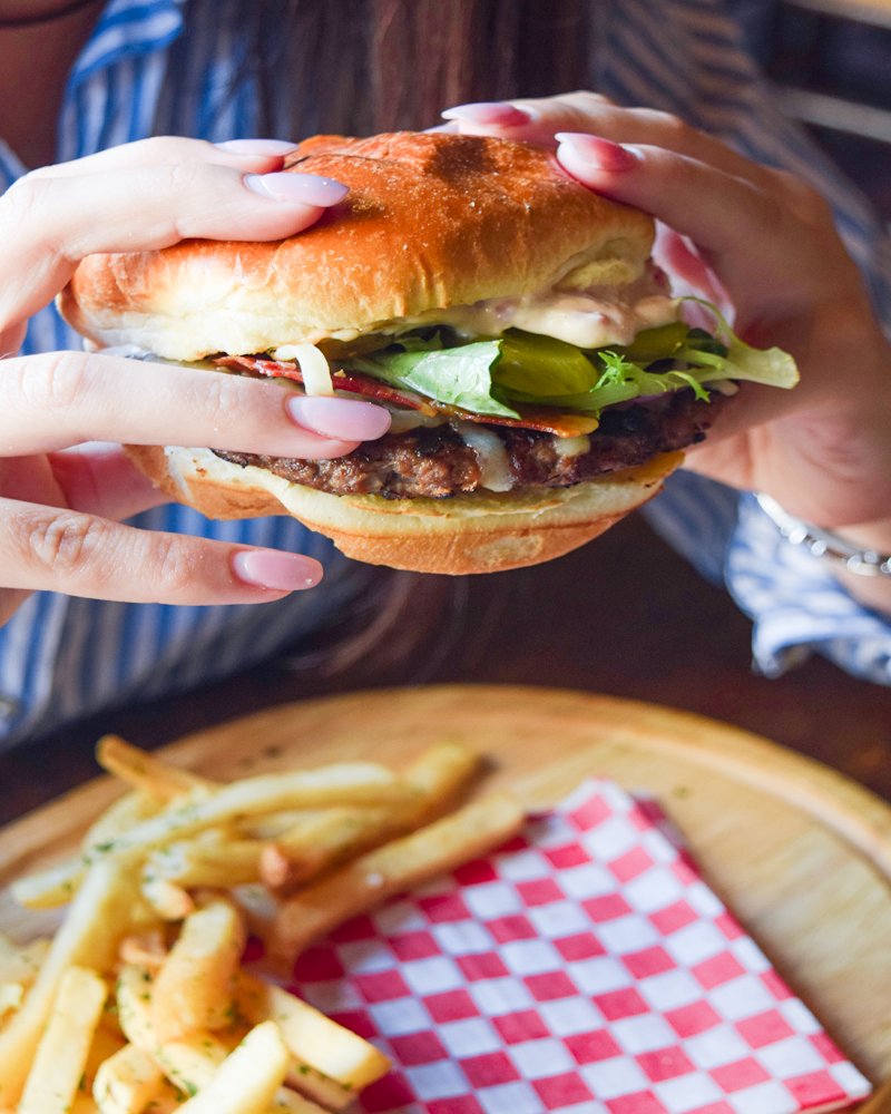 WiensteinGavino's tweet photo. A juicy and tender wagyu beed burger to make all the magic happen ✨  #WGMTL https://t.co/MI3Kesqp9h