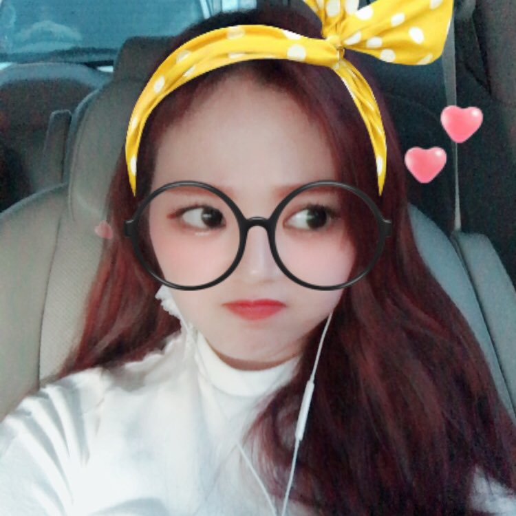 Kimdohee__ tweet picture